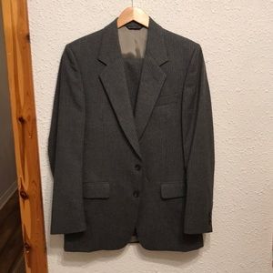 Pinstriped Grey Wool 2 piece suit - immaculate